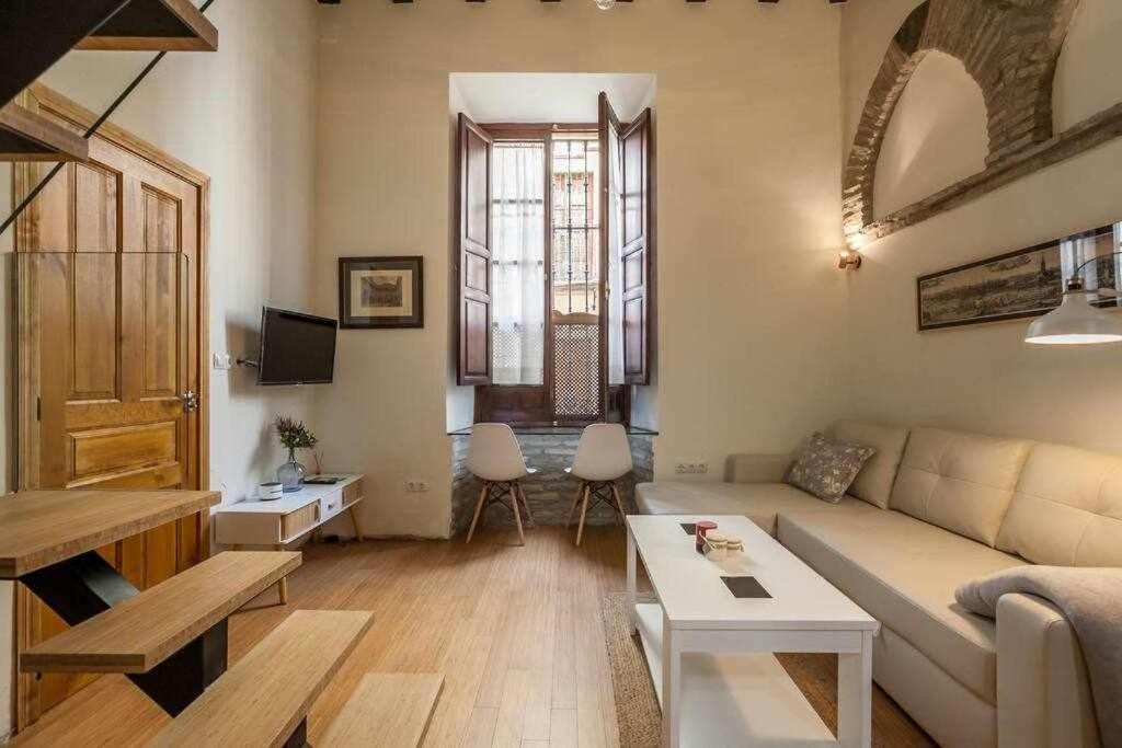 Monkeys Apartments El Arenal Santas Patronas Sevilla Dış mekan fotoğraf